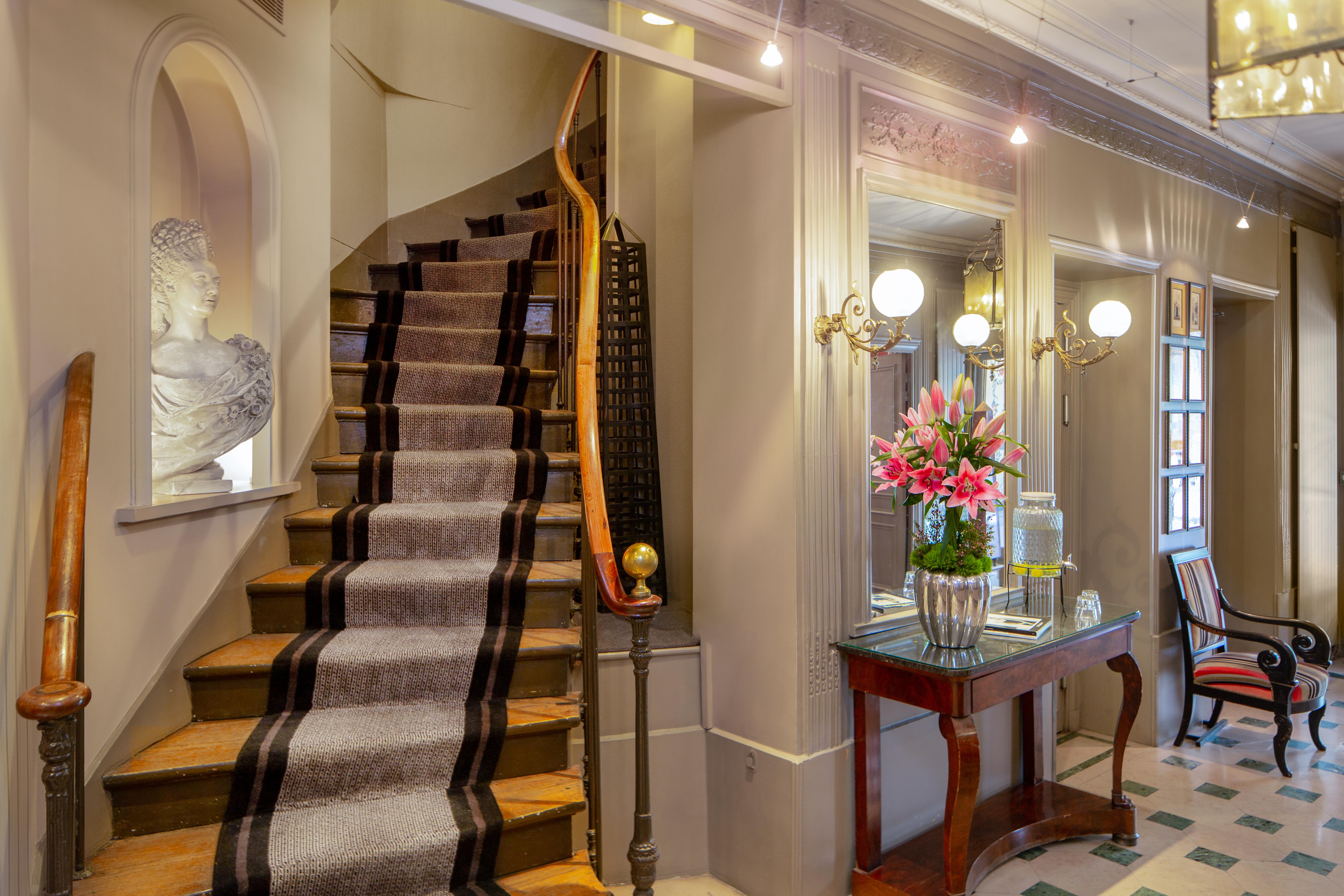 โฮเต็ล หลุยซอง Hotel ปารีส ภายนอก รูปภาพ
