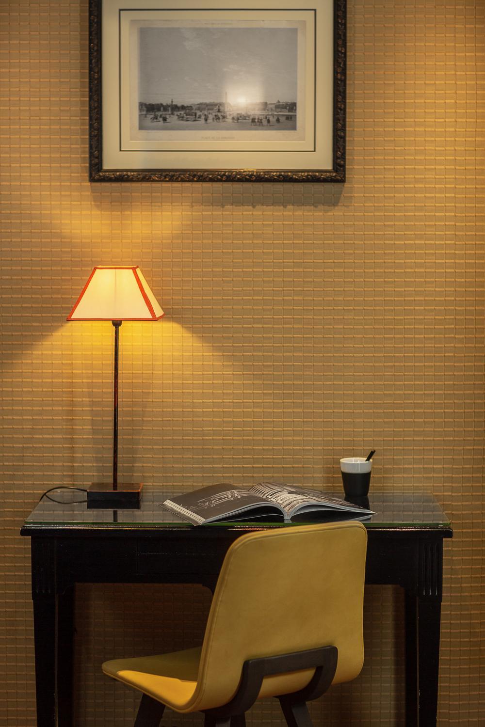 โฮเต็ล หลุยซอง Hotel ปารีส ภายนอก รูปภาพ